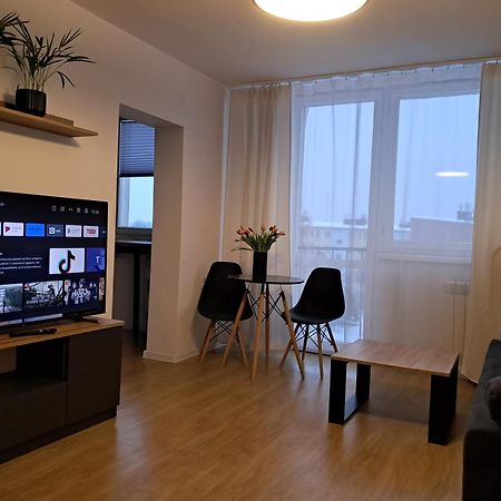 Kawalerka 28M Salon Z Kuchnia Centrum Nowy Sącz Exteriör bild