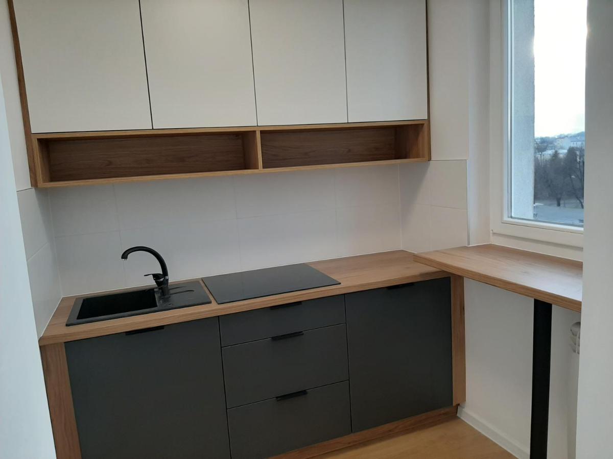 Kawalerka 28M Salon Z Kuchnia Centrum Nowy Sącz Exteriör bild